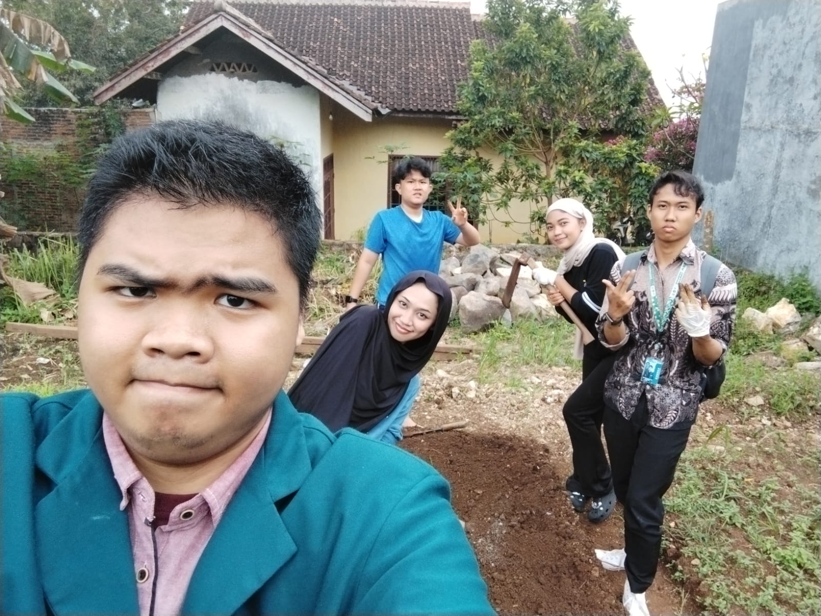Gambar WhatsApp 2025-08-18 pukul 18.00.25_5a805af1