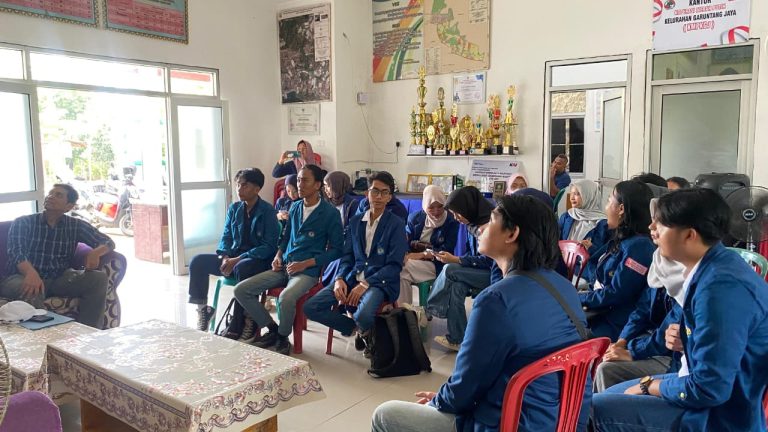 Foto saat penyambutan di Kelurahan Garuntang