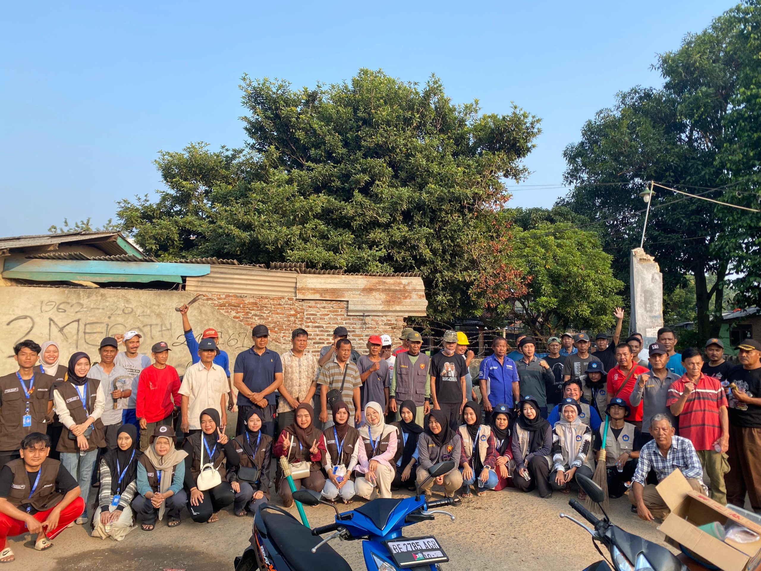 5a8276c5-8a73-4d13-9425-fd23c1615266