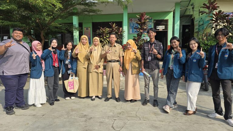 Edukasi Anak Sekolah Dasar tentang Stop Bullying dan Bijak Menggunakan Gadget