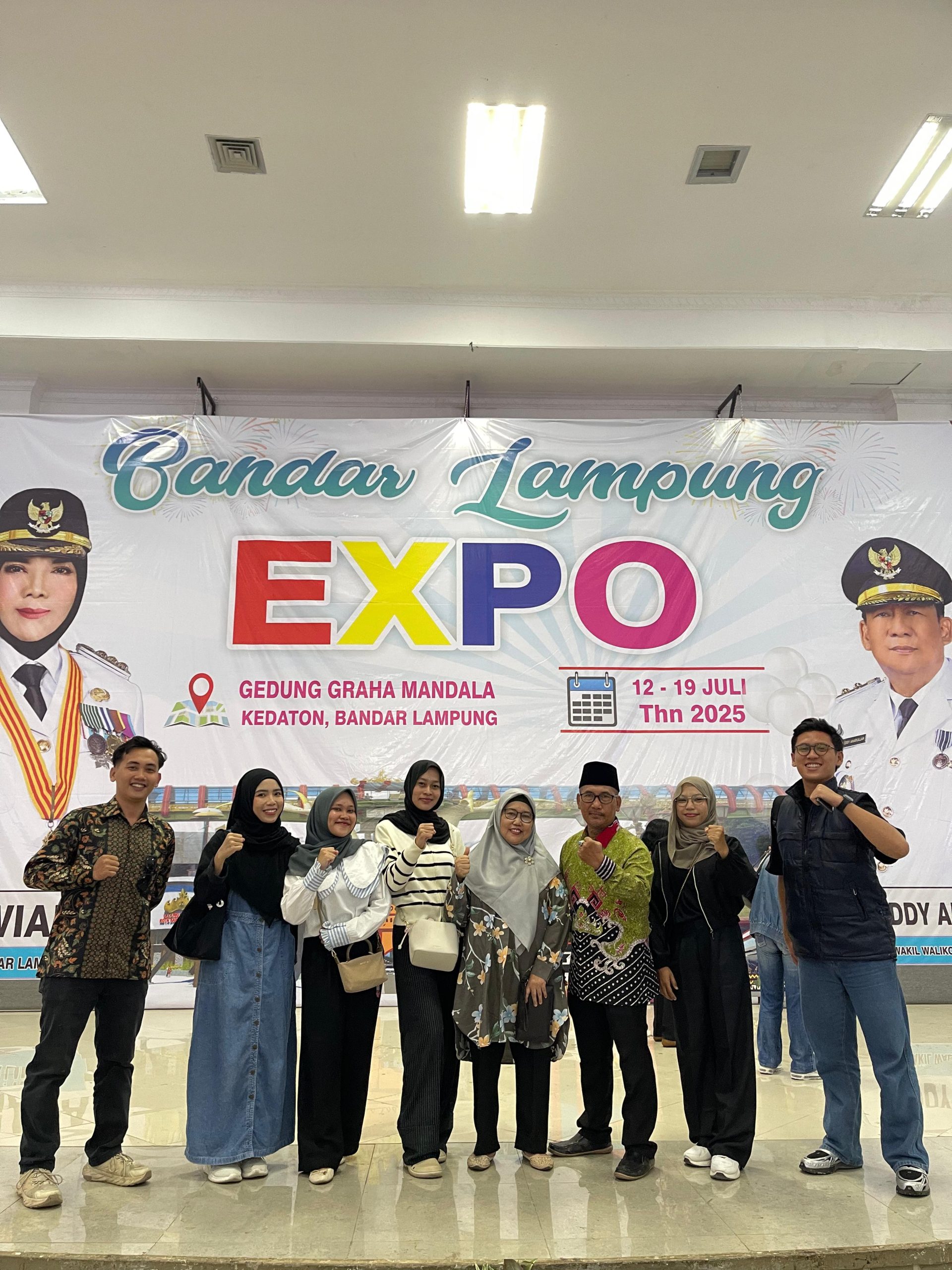 Foto bersama Lurah Kelurahan Kupang Kota