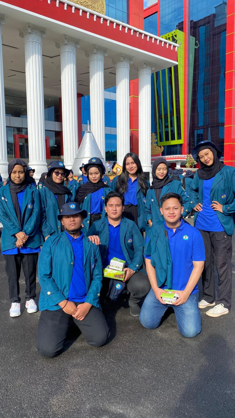 Pererat Kolaborasi, Mahasiswa KKN Unila Gelar Silaturahmi dan Diskusi Bersama Ketua Lingkungan Kelurahan Perumnas Way Halim