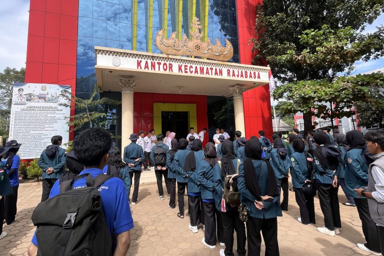 Apel Pelepasan di Kecamatan Rajabasa