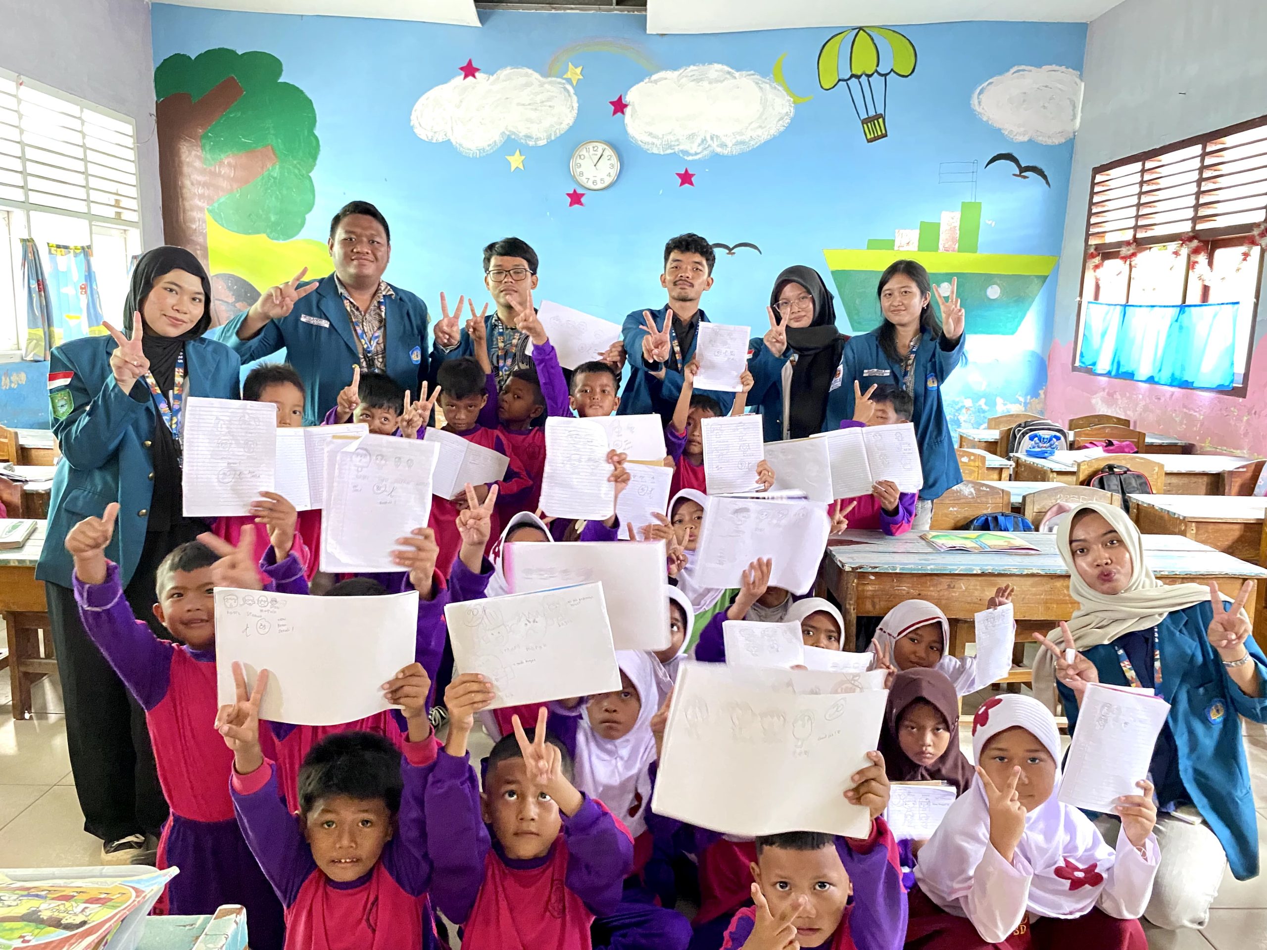 mengajar SD Negeri 02 Sukamenanti