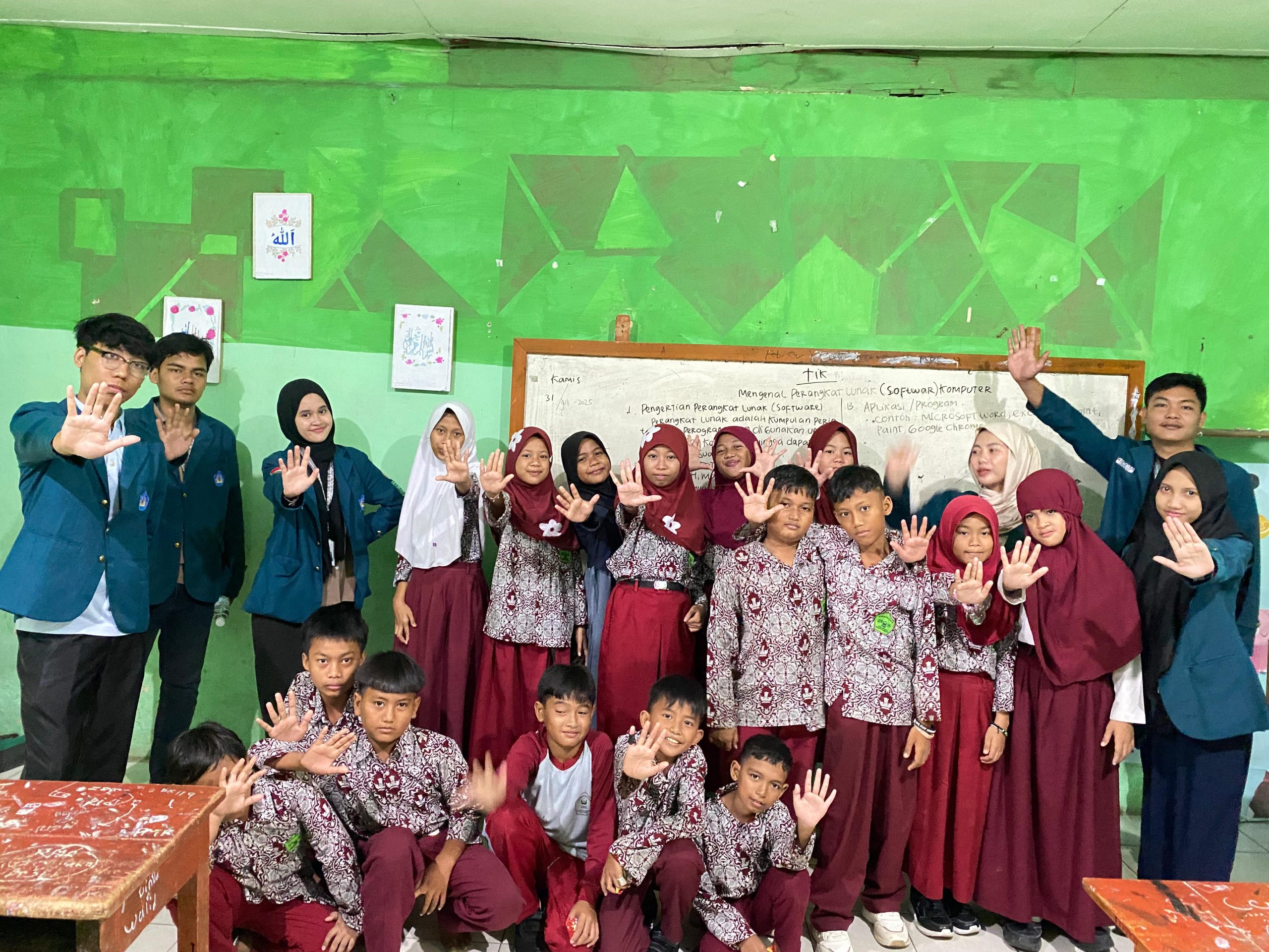 KAMPANYE ANTI BULLYING: MAHASISWA KKN UNILA AJAK SISWA MI MATLA’UL ANWAR PASIR GINTUNG CEGAH KEKERASAN SEJAK DINI