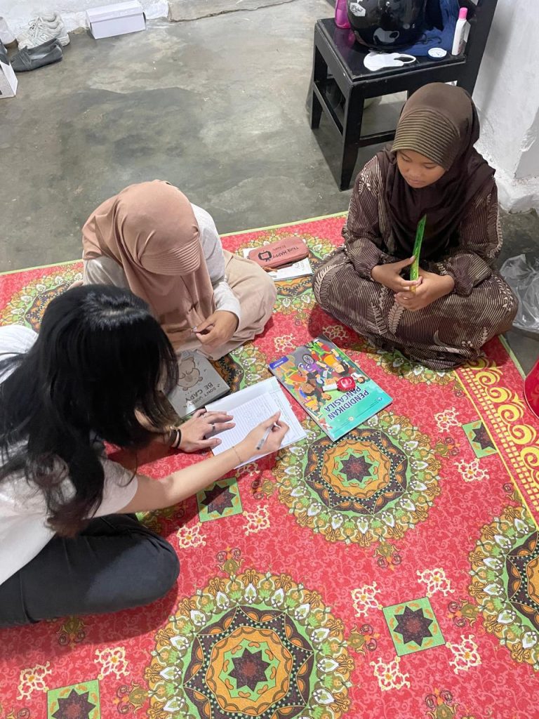 The current image has no alternative text. The file name is: rumah-belajar.jpg