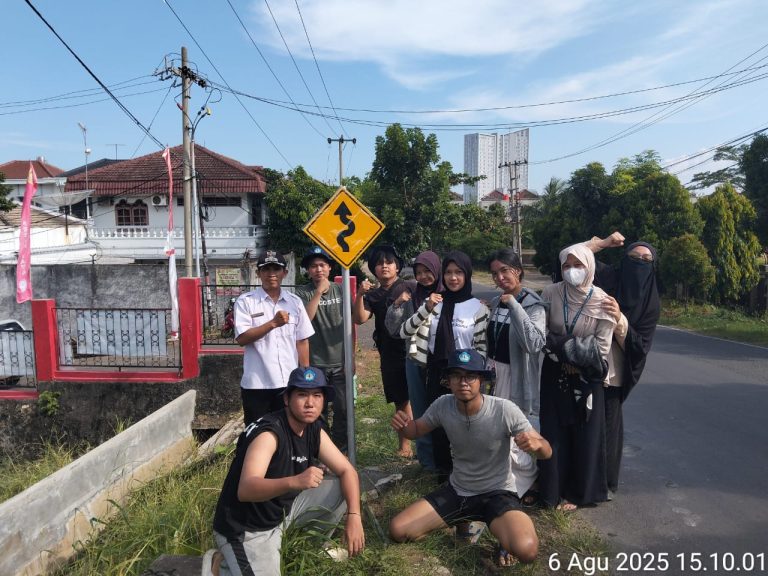 Dokumentasi Pemasangan Plang (1)