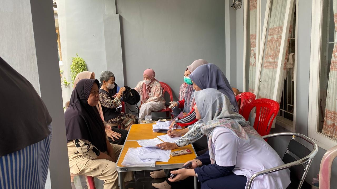 0a8c343b-77e1-47ad-af83-c867c06b9fe3