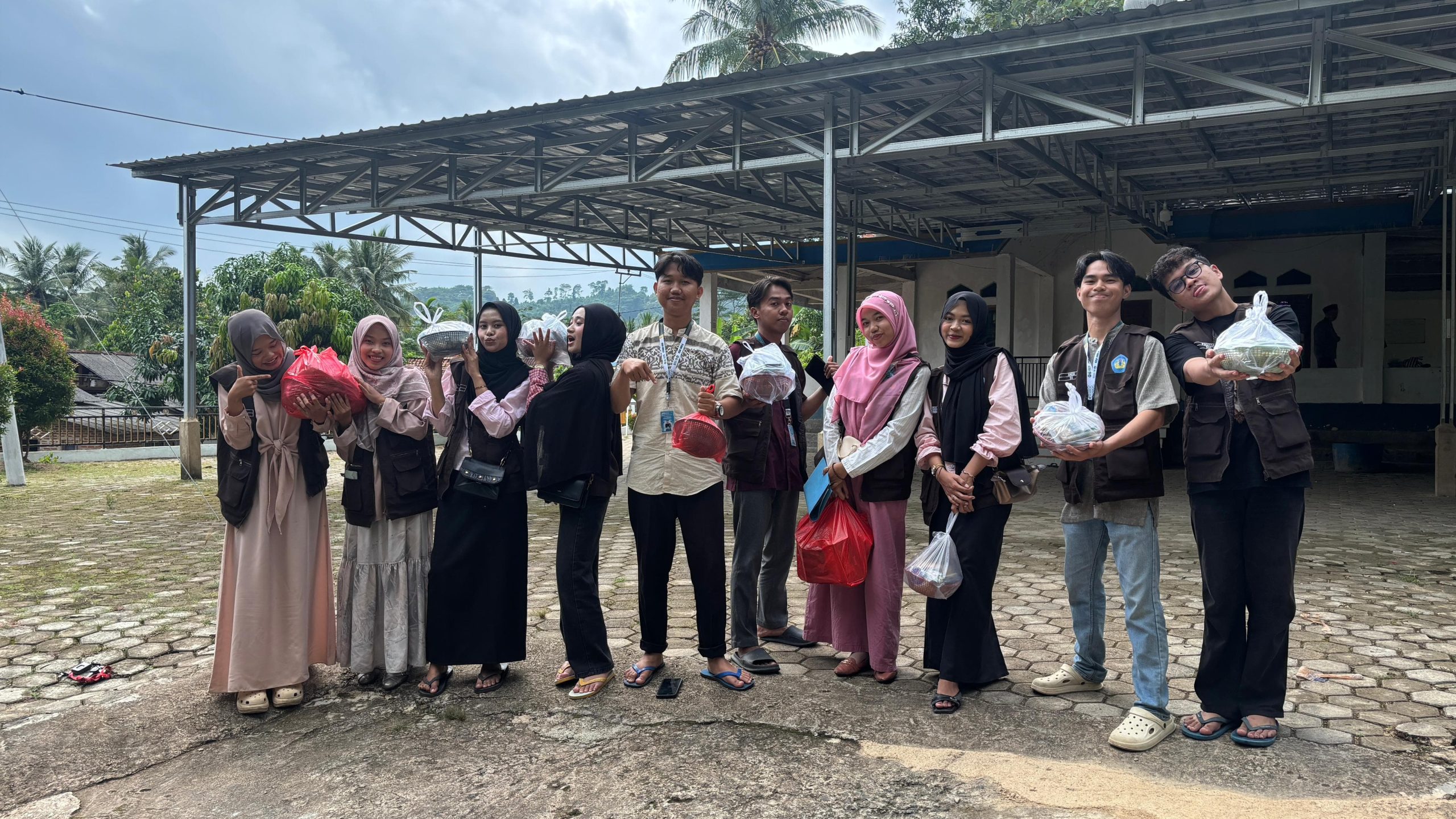 421fb04c-a9a9-43ff-88e4-3fd9cd9ad51d