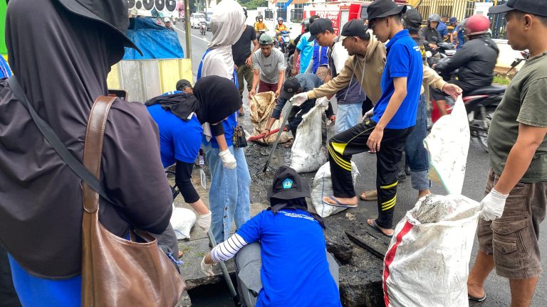 6fb19f17-f207-4f61-b2f9-ee8b6c5694cd