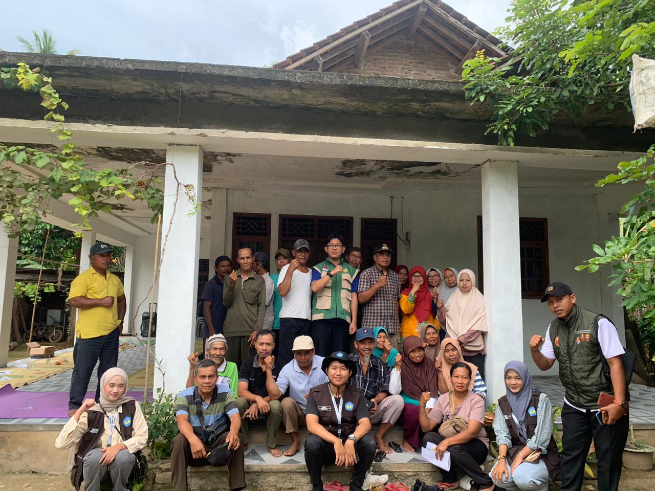 8b7bb522-70d5-4ab2-b449-efe1d34f8a77