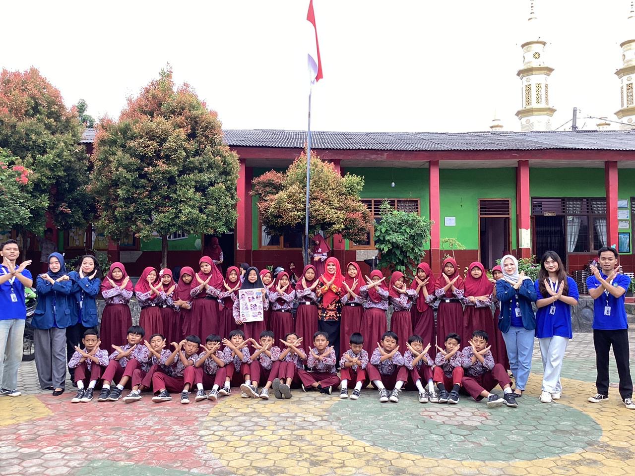 Dokumentasi Sosialisasi Edukasi Pencegahan Pelecehan Seksual di SD Negeri 4 Sumberejo