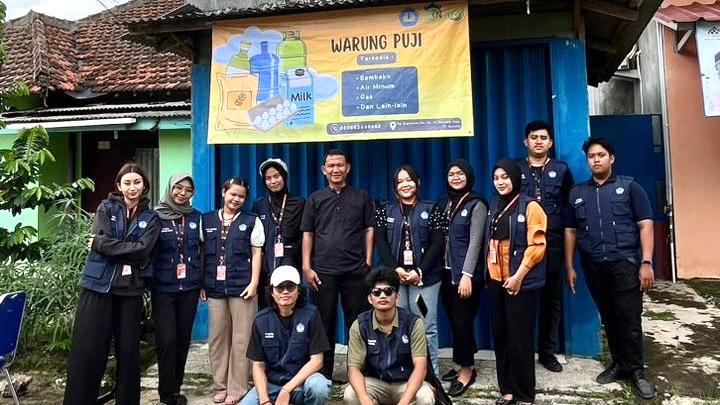 Foto Mahasiswa KKN Unila Kelompok Tanjung Senang 2 Dorong Digitalisasi Usaha melalui Program DIGI-UMKM 1