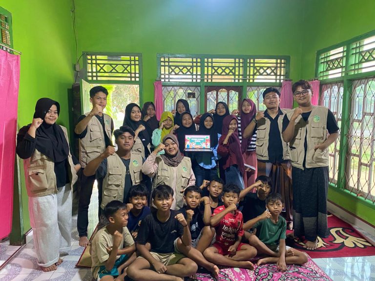 “Mahasiswa KKN Unila Tingkatkan Literasi Digital Warga Pekon Tunggul Pawenang Lewat Pelatihan Microsoft Office”