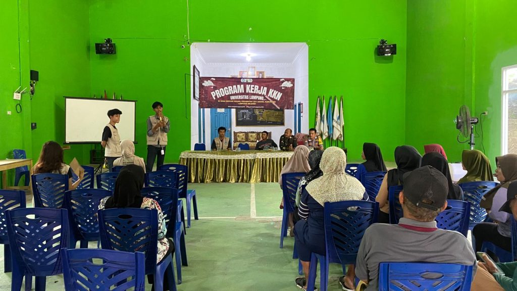 Demonstrasi Pembuatan Briket