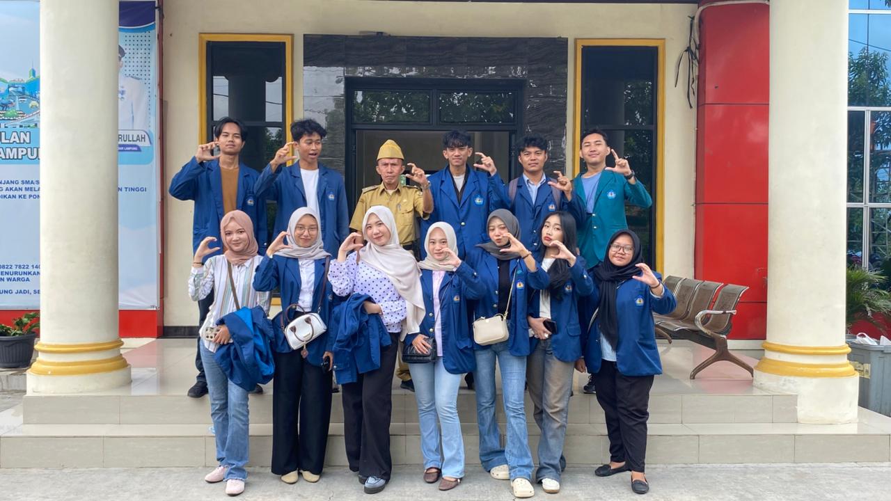 Kelompok KKN Campang Raya melaksanakan survei lokasi dengan mengunjungi Kantor Kecamatan Sukabumi, bersilaturahmi dengan Lurah Kelurahan Campang Raya, serta melakukan perkenalan simbolis ke 9 RT di Lingkungan 1 sekaligus pencarian posko KKN.