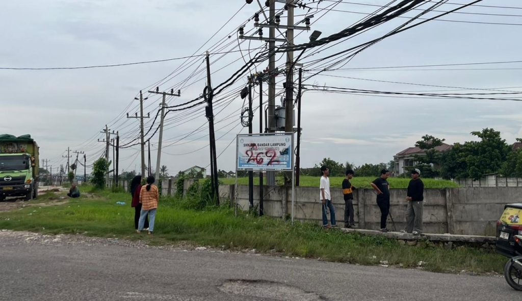 The current image has no alternative text. The file name is: TANGGAL-21.jpeg