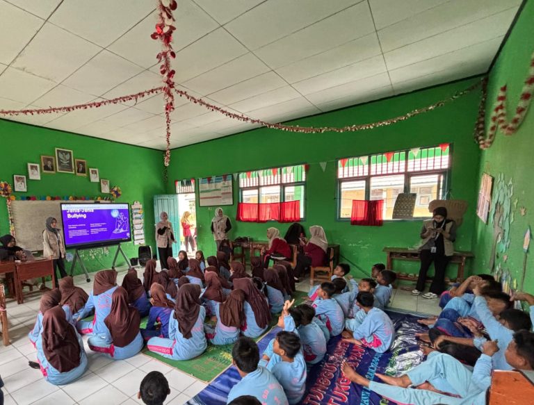 Edukasi Karakter Sejak Dini, KKN Unila Sosialisasikan Pencegahan Bullying di Sekolah Dasar”