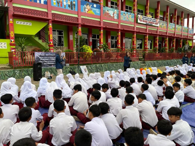 Sosialisasi Screen Time bagi Siswa Kelas V dan VI SDN Beringin Raya 1