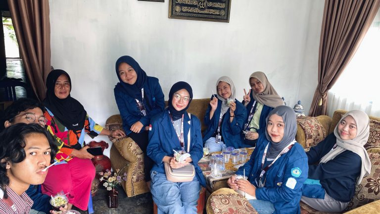 dcc57ca4-7f9f-4d5b-9237-ebf8e0373a0d