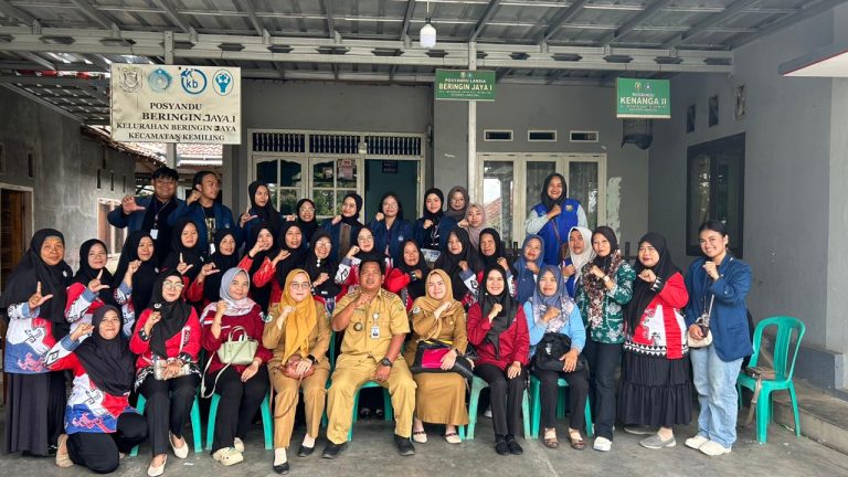 Sosialisasi GENTING (Generasi Anti Stunting) Perkuat Upaya Pencegahan Stunting di Posyandu Beringin Jaya 1