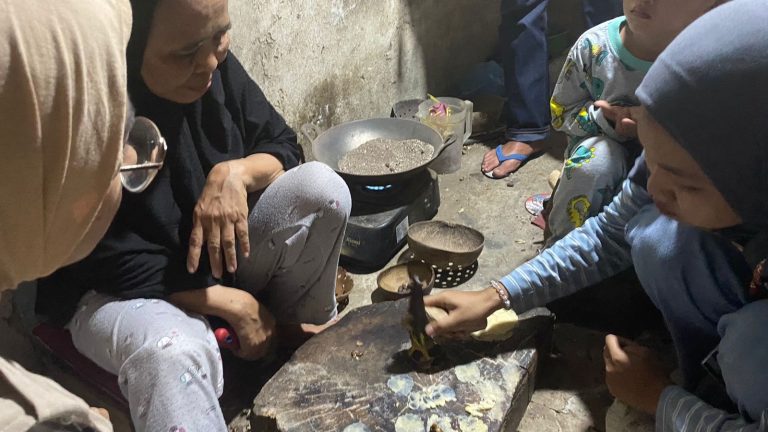 e559e22a-a835-45d8-be78-d19c0346db03