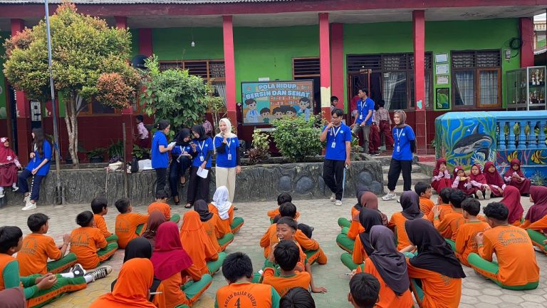 edukasi cuci tangan ceria dans senam