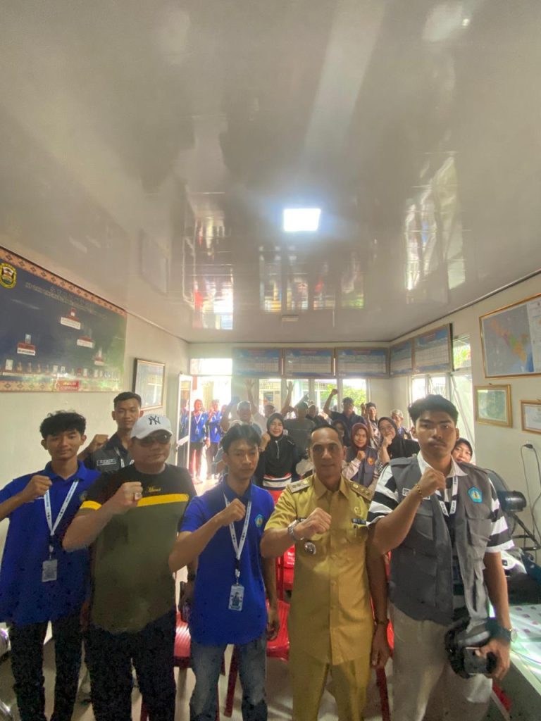 ffc0ee1e-b4b4-4fcd-b2a4-db75cf9af3f3