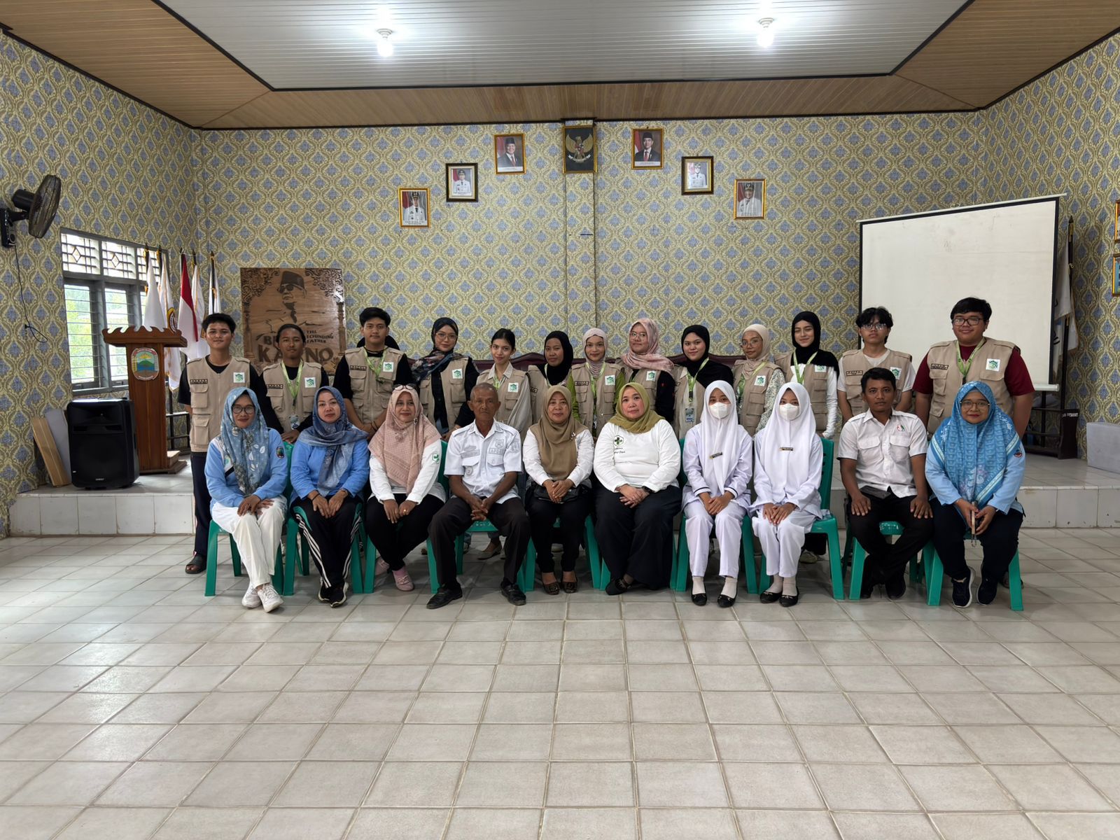 foto bersama (prolanis)