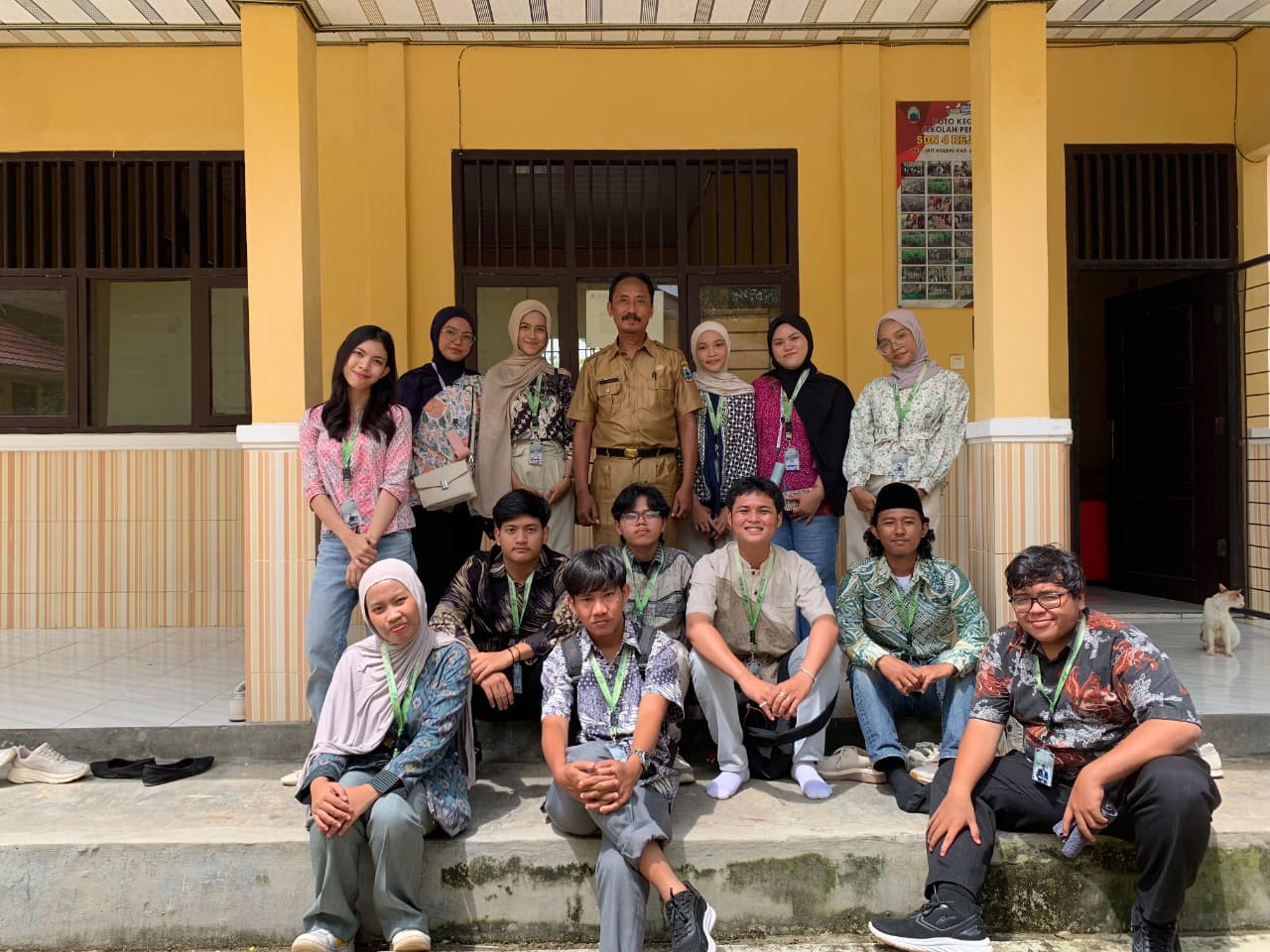 foto bersama PHBS dengan kepsek