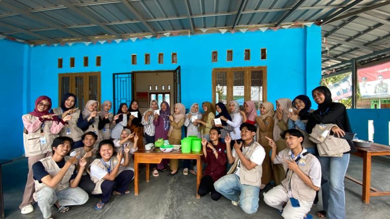 foto bersama pembuatan tepung mocaf