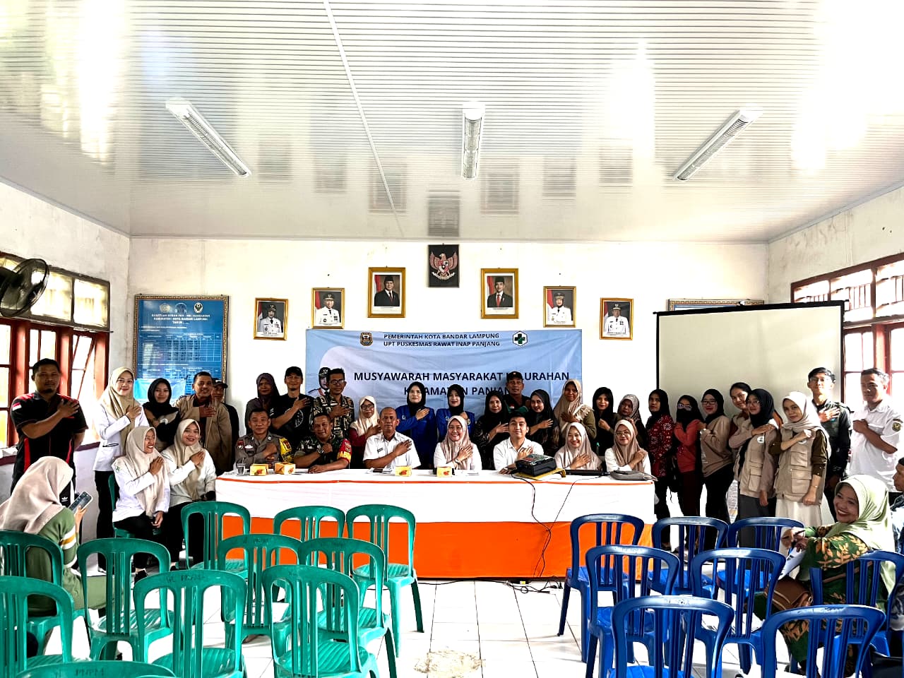 sosialisasi 144