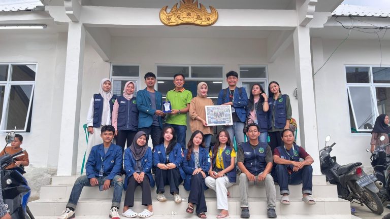 07-02-26 Foto Penyerahan Kenangan