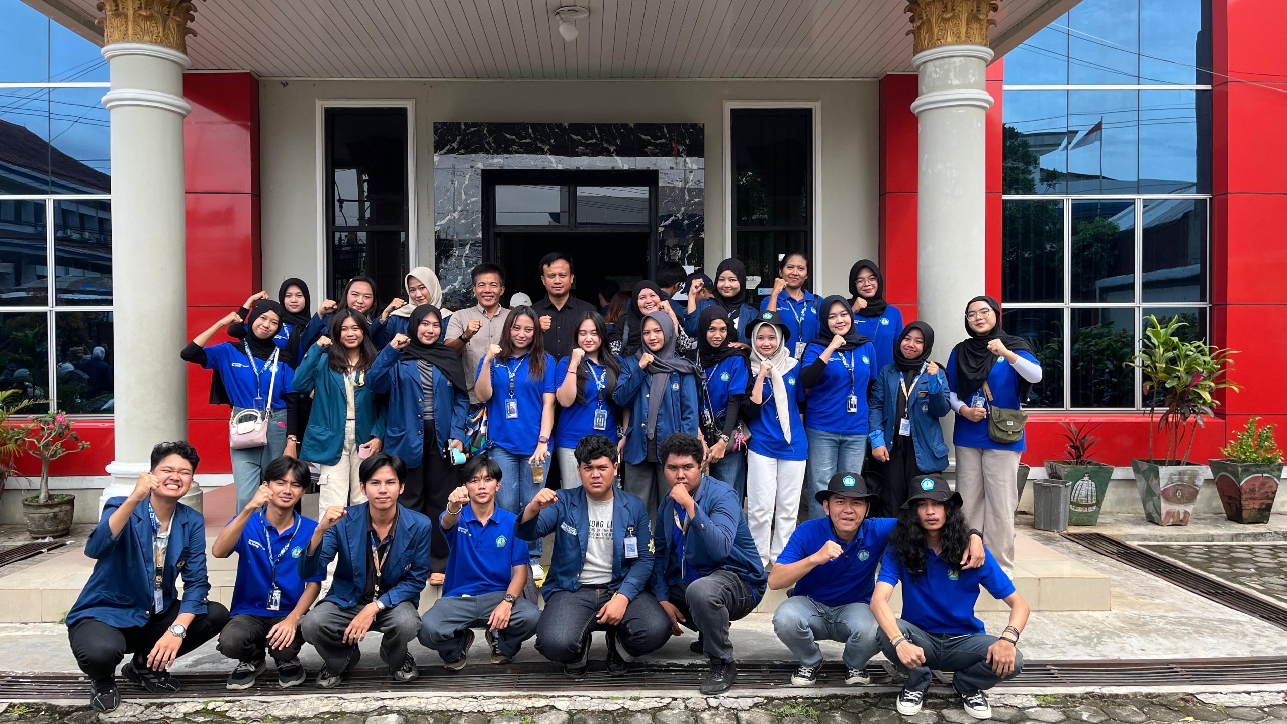 9daec396-acd7-4d76-99ab-404459aaacad