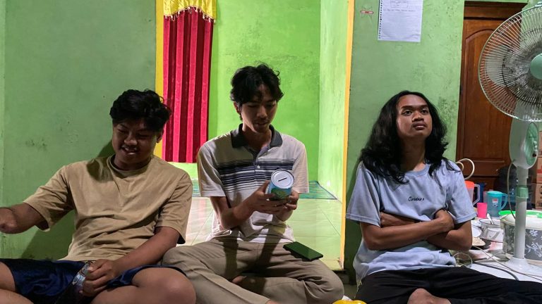 rapat evaluasi