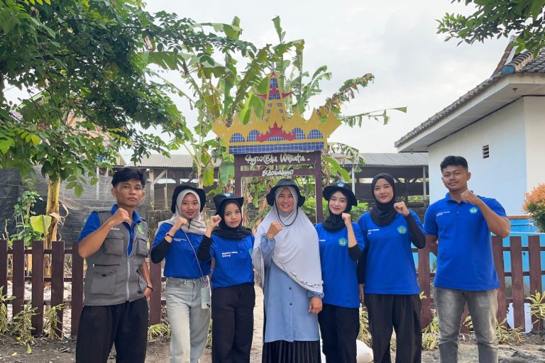 KKN Sidowaluyo Menanam Sayur