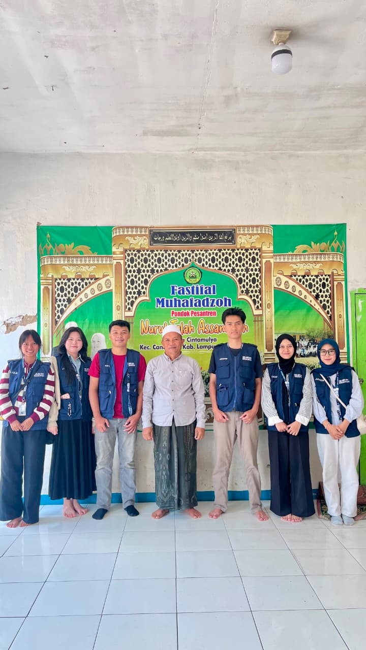 Mahasiswa KKN Tematik Literasi melakukan koordinasi program kerja bersama Pondok Pesantren Nurul Falah.
