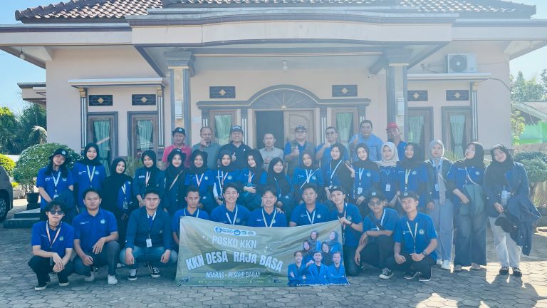 Day-2: Mahasiswa/i KKN Universitas Lampung Mengikuti Penyambutan Wakil Rektor dan Jajaran Dekan sebagai Bagian dari Kunjungan KKN di Kecamatan Ngaras