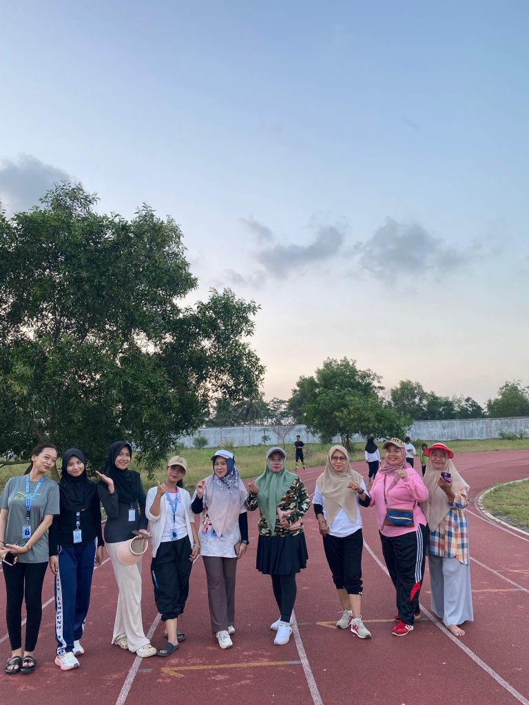 jogging-768x1024.jpeg