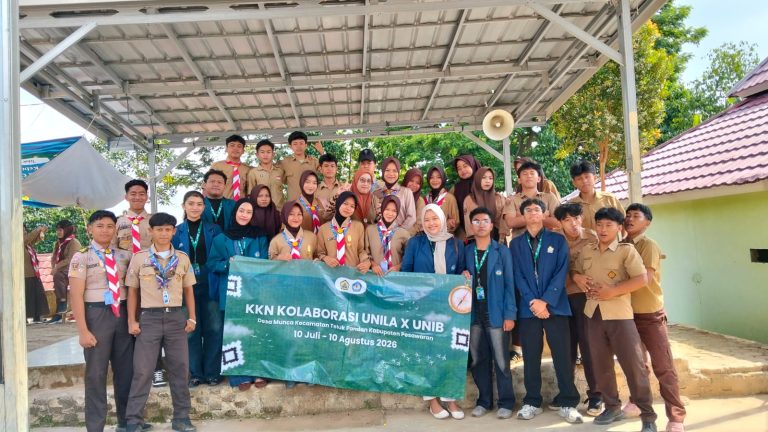 Mahasiswa KKN Kolaborasi Universitas Lampung & Universitas Bengkulu Sosialisasikan Kampus Expo di MA Al Falah Desa Munca untuk Mendorong Semangat Melanjutkan Pendidikan Tinggi