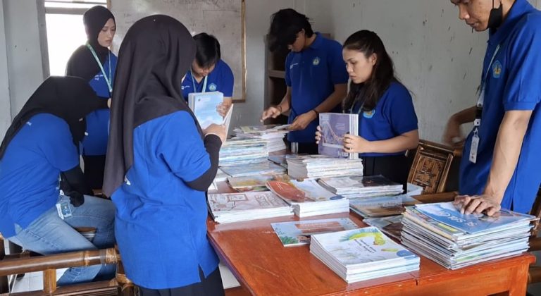 pengelompokan buku